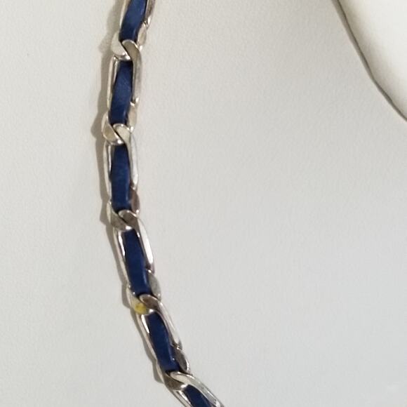 LC silver tone blue leather 15" necklace 1 1/2" ex. 1.1973 - Picture 4 of 9